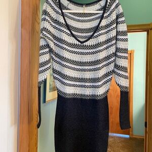 100% Cashmere Sweater Dress/Charcoal Long Sleeve Dress